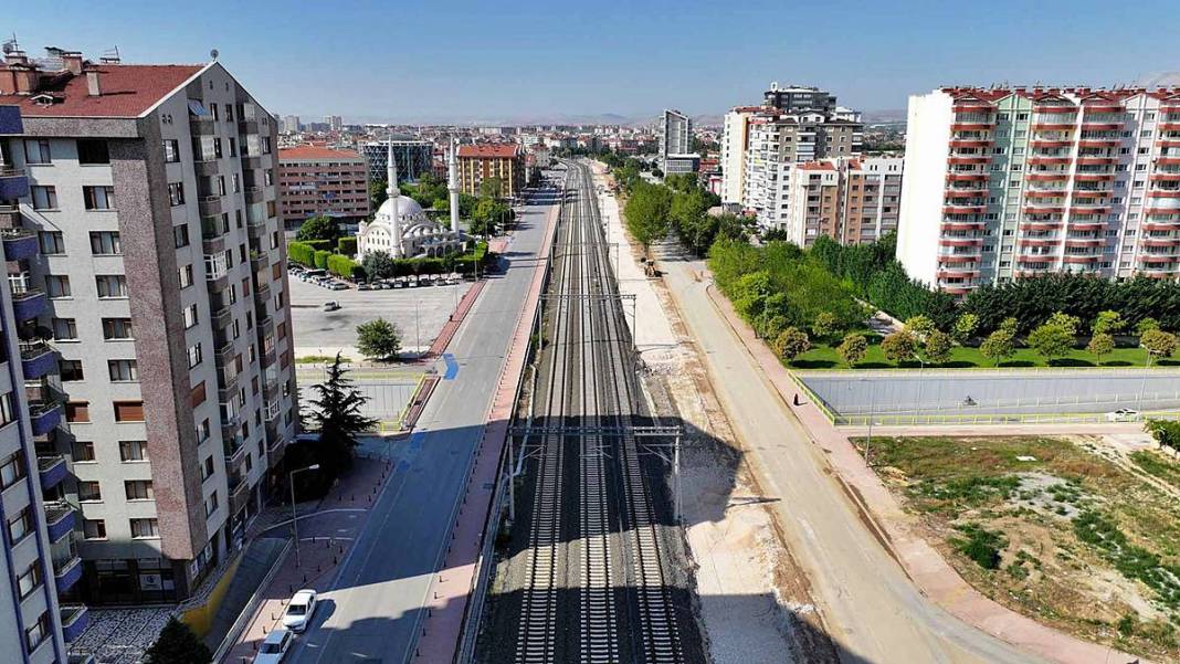 KonyaRay'da tarih belli oldu: 30 dakikaya düşüyor! Banliyö tren hattı, trafiğe nefes aldıracak 9